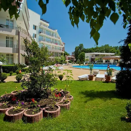 Апартамент Bratanov Sun Village *